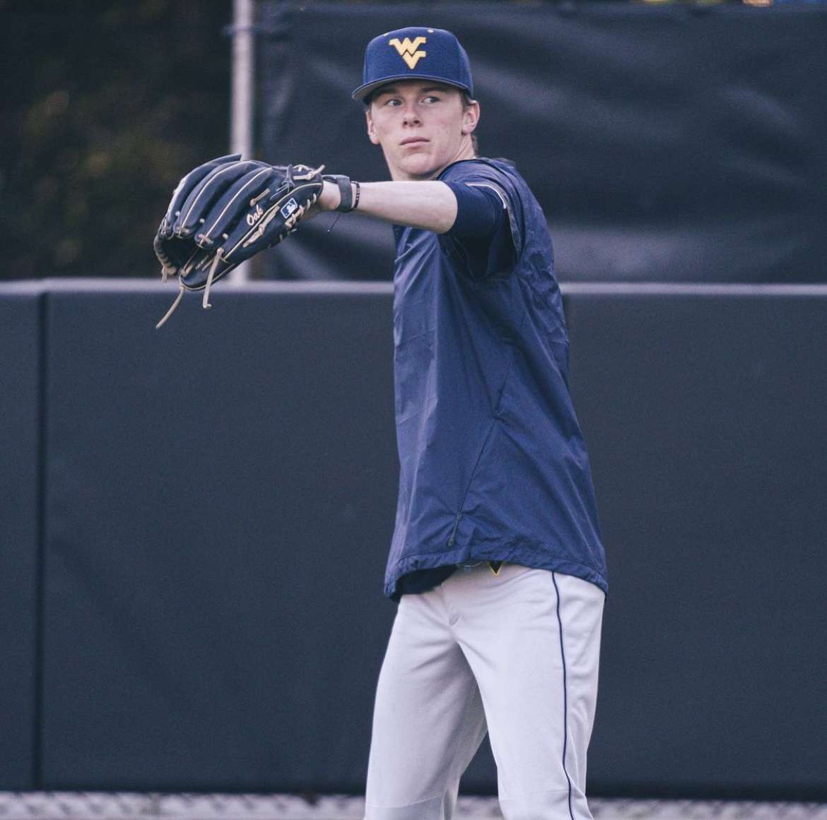 Deaton Oak tweet media