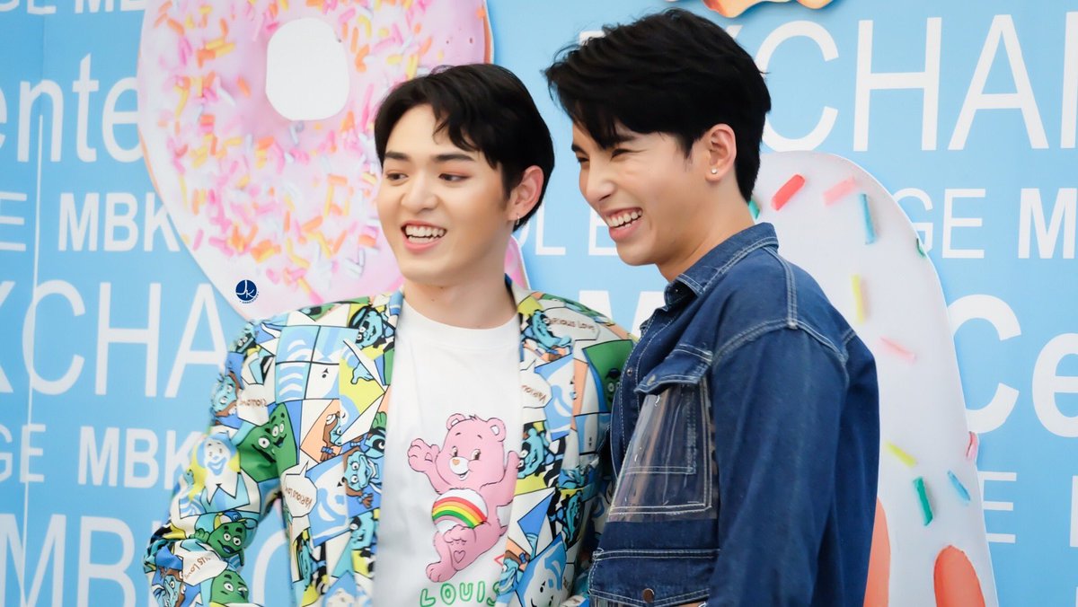 JUKADLAND's tweet photo. สวัสดีมิถุนายน ขอให้ทุกคนมีรอยยิ้มในทุกวันนะคับ😁😄

#จูกาด #จกปฟก
#เดบี้ของจูกาด
#JuniorRNK
#กาดไม่ใช่การ์ด https://t.co/V99nD4wLxq