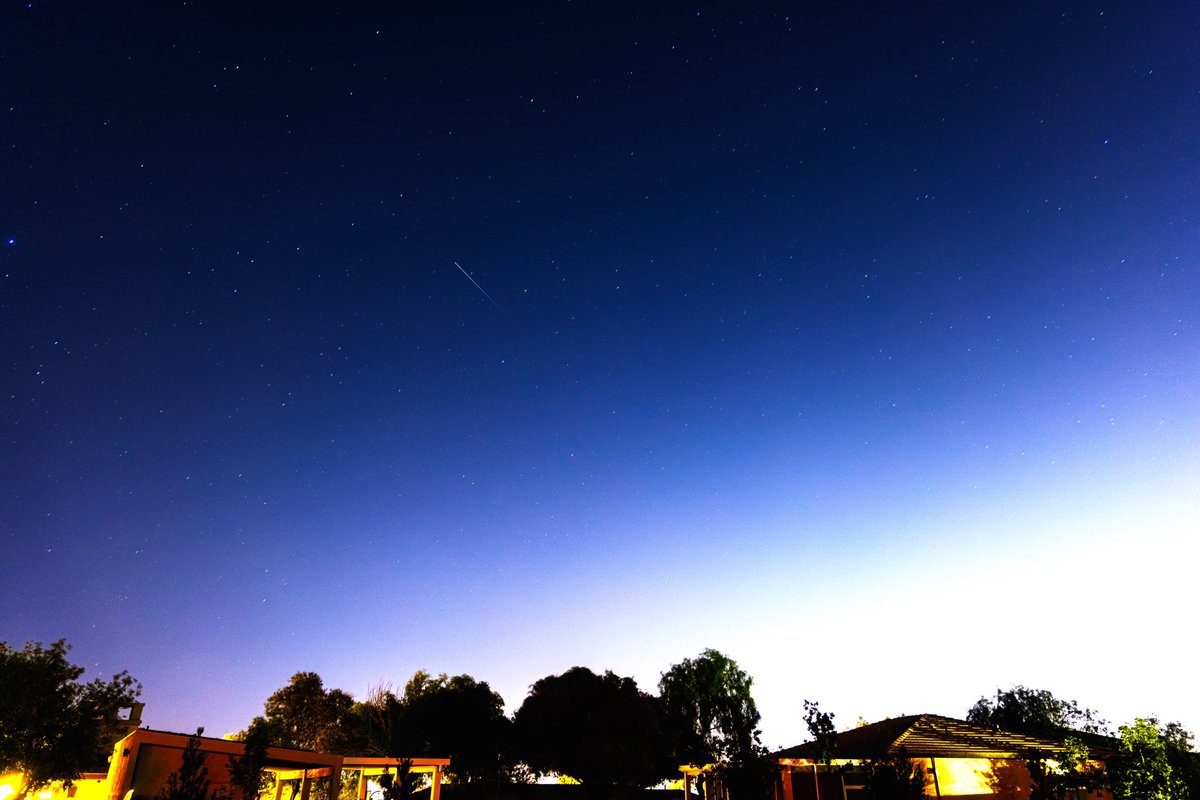 AtomicMari's tweet photo. “Well that was a #MeteorStorm #rugpull” -Peter 💀😂
Despite it not being dramatic to the naked eye, he got some cool photos! https://t.co/ngzXtepmee