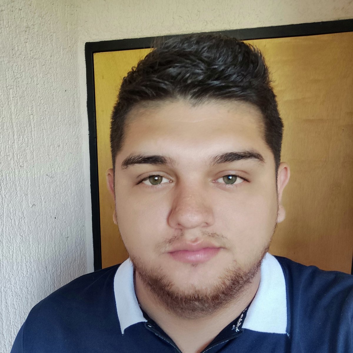 yvanjArias's tweet photo. #NuevaFotoDePerfil https://t.co/kDK6NOmnaF
