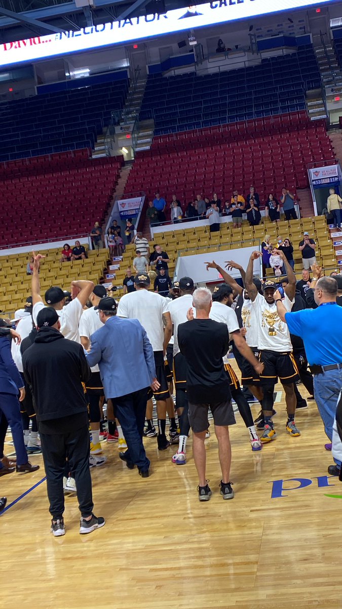 BradKraemerJr's tweet photo. Terry Thomas is your #NBLC playoff MVP https://t.co/xw01c73jDA