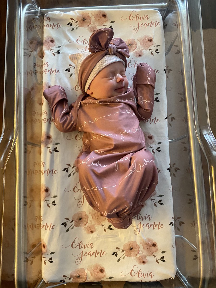 taylor_marieee0's tweet photo. Our secret is finally out, today we welcomed our second baby girl into this world, we couldn’t be any more blessed than we already are. 💕 we love you Livvy Jeanne🌼 https://t.co/8UpnfjHFyk