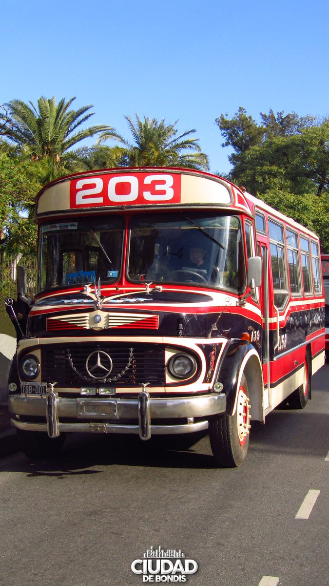 CiudadDeBondis's tweet photo. #WallpapersDeBondis

Los MB 1114 de las #Linea203 #Linea247 y #Linea437 https://t.co/6VZHtHPcYR