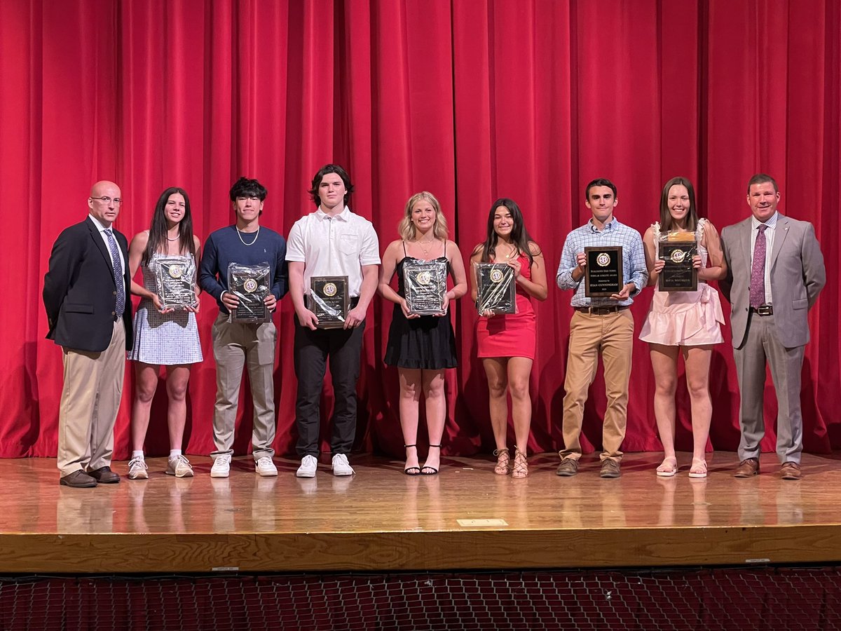 bhsprincipal's tweet photo. Congrats to the BHS class of 2022 student athletes who were recognized tonight at the @bhsdevilbooster sports banquet and special congrats to our special award winners (pictured here) #bhschat #bhspride https://t.co/ggp3KljuRA