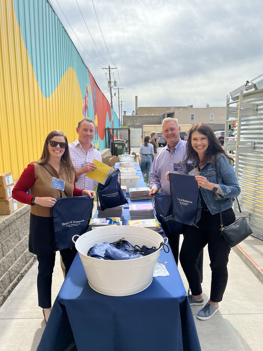 DebRohloffPNC's tweet photo. Congratulations @HeartofAmericaF on 25 years of creating vibrant learning spaces in our community and across the nation! @PNCBank is proud to be a small part of the good work you do. #PartyForGood https://t.co/hwIHMQSxUa