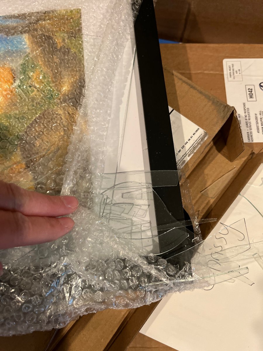 Loveserially's tweet photo. #upsfail

Booh  @UPS 

Evidently fragile items are not safe in your care.

This is a warning for everyone else: if you’re shipping glass frames, don’t use UPS! https://t.co/Ze9eOVIRHU