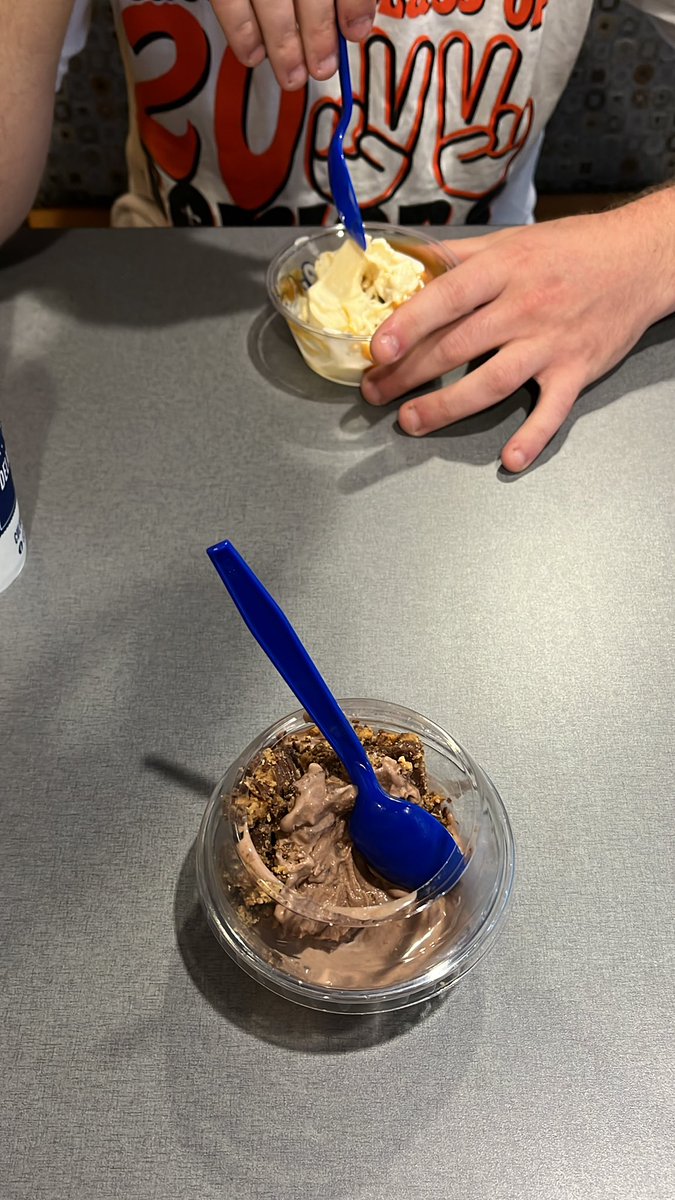lil postgame scoopy scoop action😏
