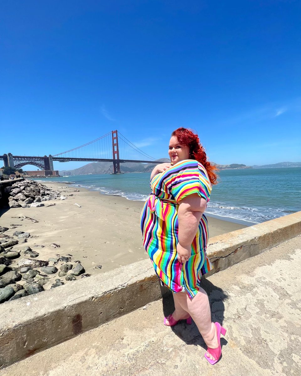 Happy Pride Month Loves 🌈
Dress <a href="/diaandco/">Dia&Co</a> <a href="/ELOQUII/">ELOQUII</a>