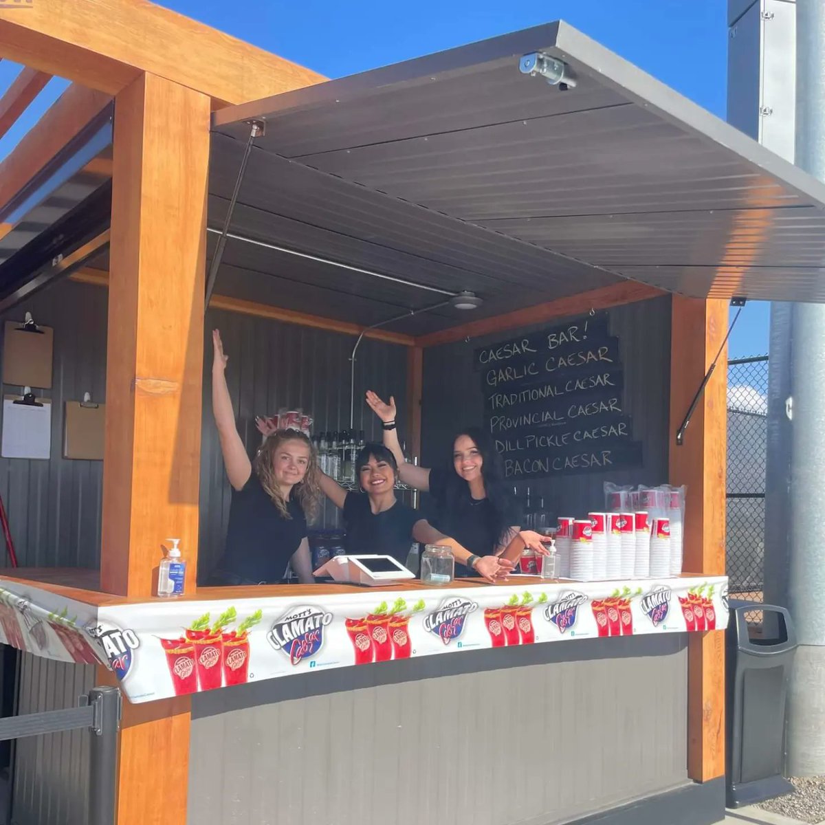 cilantro and chive tweet media