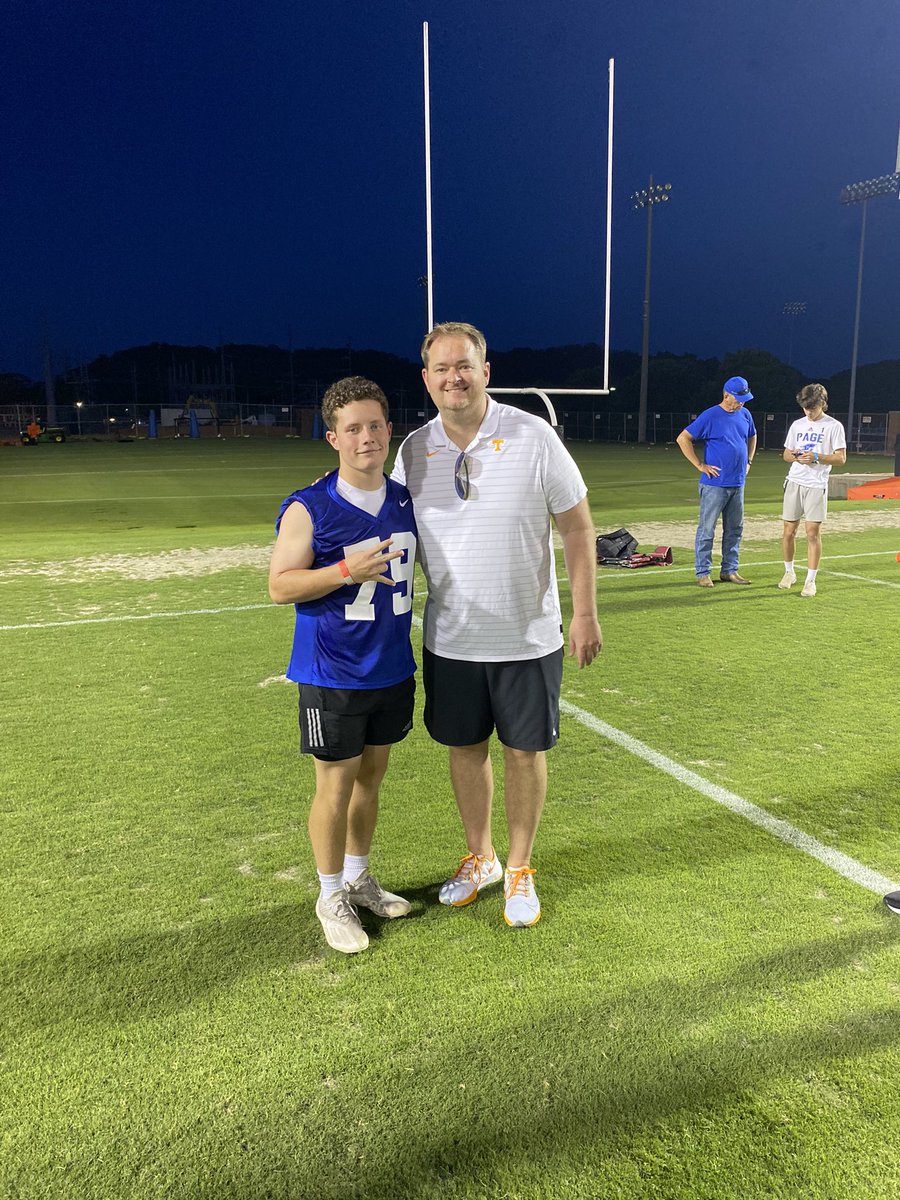 robbie_smith_11's tweet photo. Had an awesome time competing at the Tennessee camp! @coachjoshheupel @NCEC_Recruiting @MichaelWoosley @BallHawkU @LoyaltyPerform @CoachGolesh @CoachMack_Tenn @FRHS_Football @coachbrector https://t.co/bCJkb8zNMF