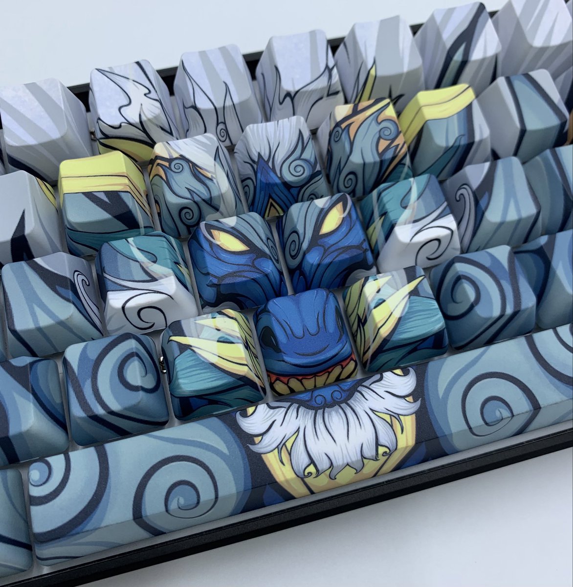 AlpheriorKeys's tweet photo. These things are selling so fast😭 let’s give another one away before they are all gone!

Enter to win this Awesome New Blue Oni Dragon Keycap Set🌊🐲
(With or Without Text)

-Retweet &amp; Like 
-Follow Us
-Comment

Winner Randomly Selected in 24 Hours! Good Luck Everyone!🐲 https://t.co/c3UMZMvFXZ