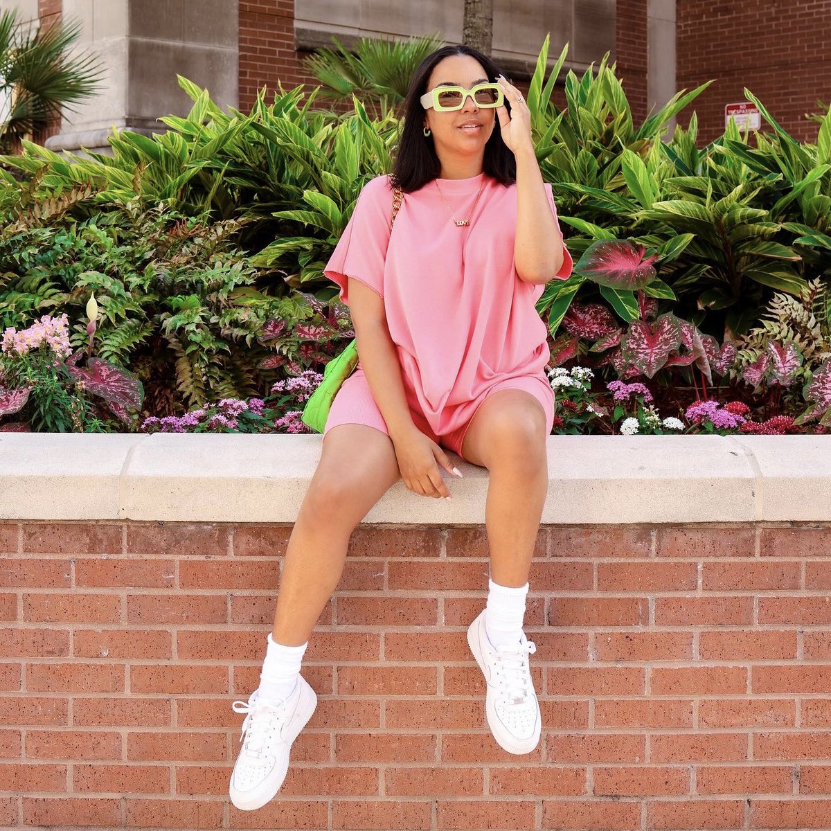 JadeGodbolt's tweet photo. You know what God told me? “Stop trying to do it on your own. Isn’t it tiring trying to push something you were never built to do alone?” 🌸 https://t.co/tHj1xURfNC