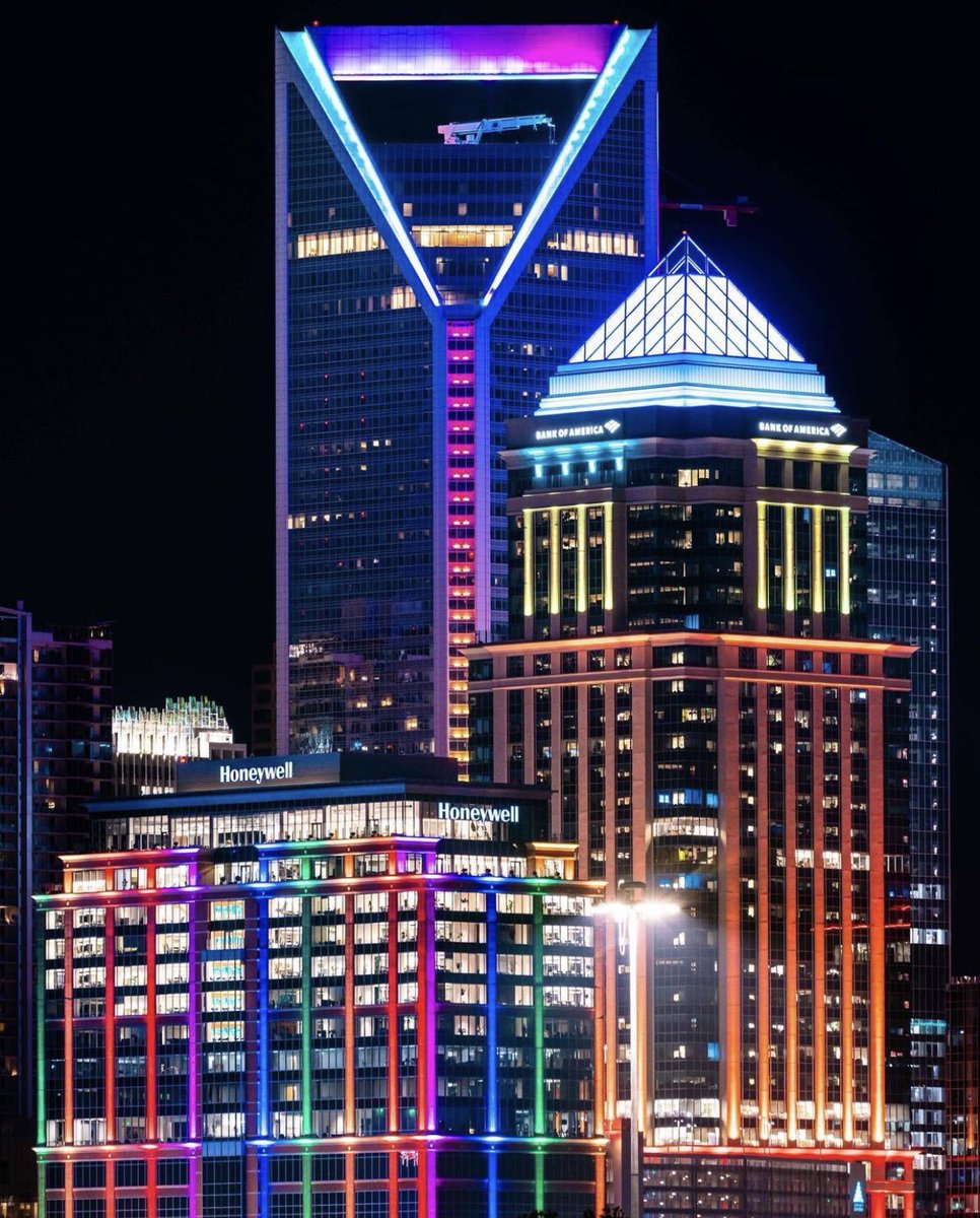 CLTGuide's tweet photo. ๐ #CLT ๐
๐ธ @alexandersouthnc via #CLTGuide https://t.co/BUbi8s0sRg