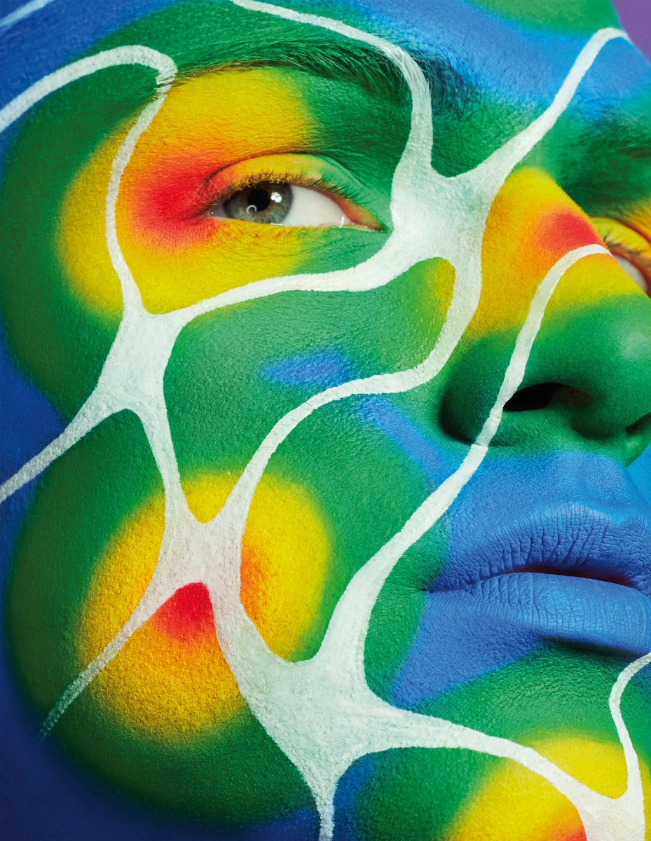 🥵 Facial Thermodynamics (2021)

Artist Laurel Charleston uses makeup to transform the face into a work of art. They are the curator of the SuperTrans exhibition opening at #SuperRareGallery next week.

Read more about the work:
tdc.gallery/facial-thermod…