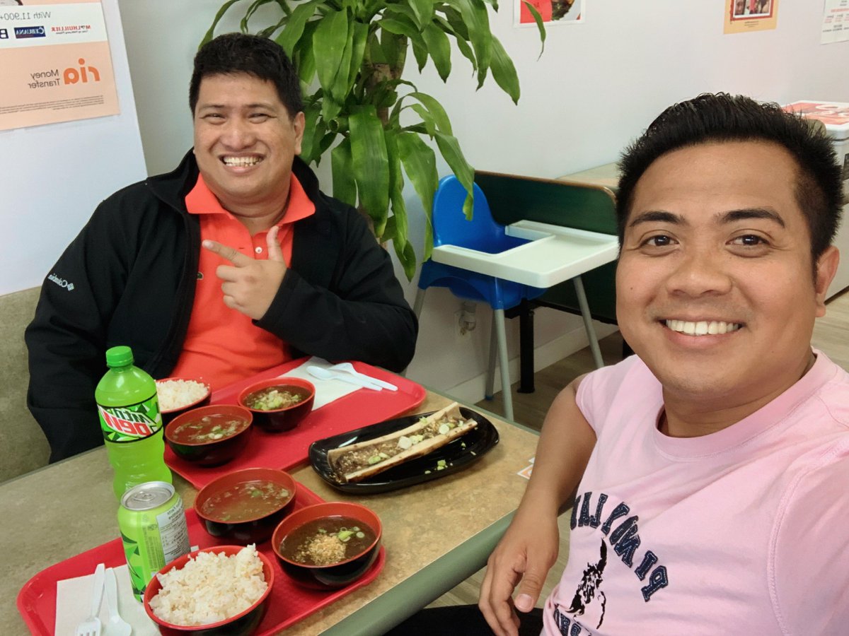 RosmanYYC's tweet photo. Good-paying jobs, affordability, and support for new Canadians and seniors are themes that came up in today’s doorknocking. 

We are concluding our night by enjoying #BeefPares at Sky’s Pares House in Erinwoods.

#ableg #abpoli #yyc #yeg https://t.co/nAPNIYNaRx