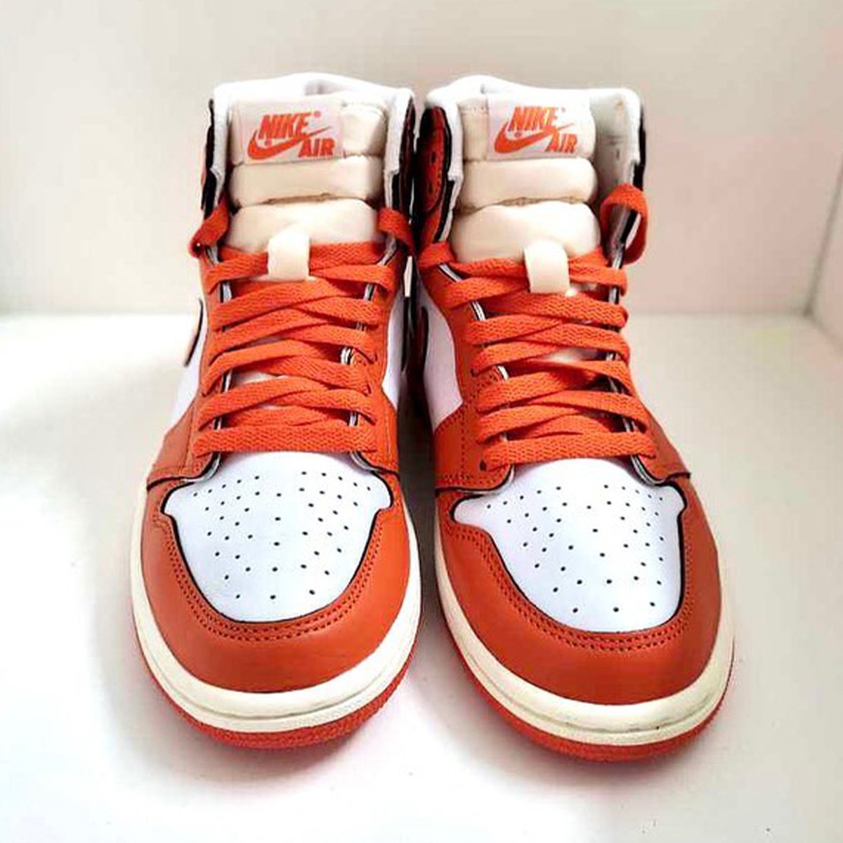 #SneakerScouts tweet media