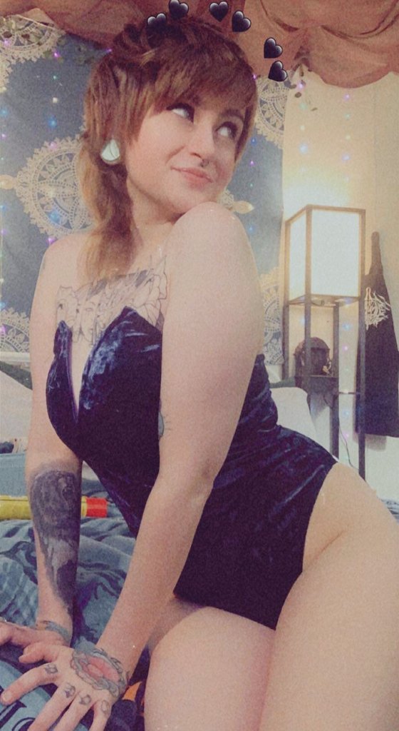 S1cknikki's tweet photo. Anyone order a cute tatted e-girl? I'm ready to fulfill your orders ;p Btw, I have a free OnlyFans coming soon https://t.co/GFrc8WUHSK