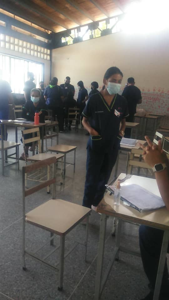 UNELMLK_Oficial's tweet photo. 📢En la Ruta de Protección Escolar el equipo de nuestra casa de estudios ofreció consulta a 46 pacientes en el área de Psicología, mientras que en Odontología fueron 146, Fisioterapia 63 personas atendidas y finalmente en el campo jurídico se presentaron 08 casos.
@NicolasMaduro https://t.co/2HGHxym8VM