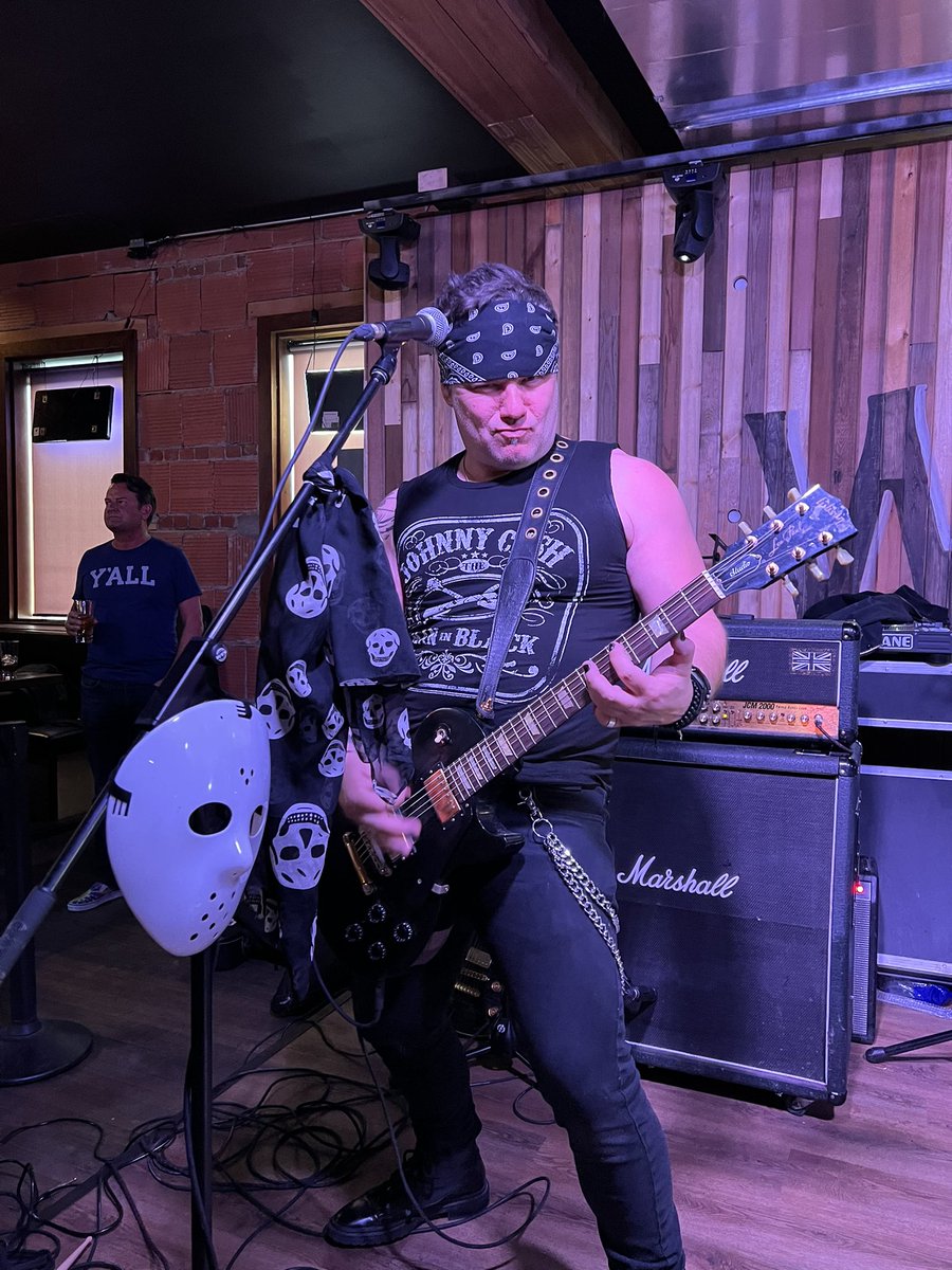 Battle veterans Shots Fired have the stage on FIRE at Battle of the Insurance Bands!! #boibsa