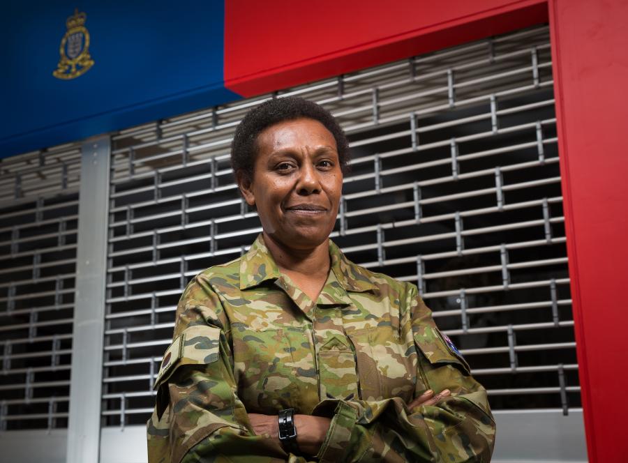 Growing up in Townsville in the 1970s, Sedoi Harvey would often see soldiers and was inspired to join. A proud Torres Strait Islander woman, she would go on to serve in the #AusArmy for more than 20 years. 🔗ow.ly/Lp6v50Jljws
📷Courtesy Defence #NationalReconciliationWeek