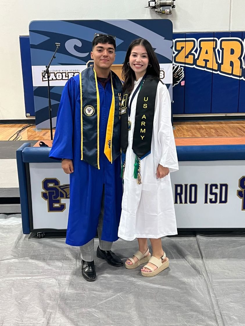 Through the thickest and thinnest moments of High School <a href="/MsNorman5/">Mrs. Rachel Norman Aguirre</a> your daughter has been a amazing friend towards me🤍