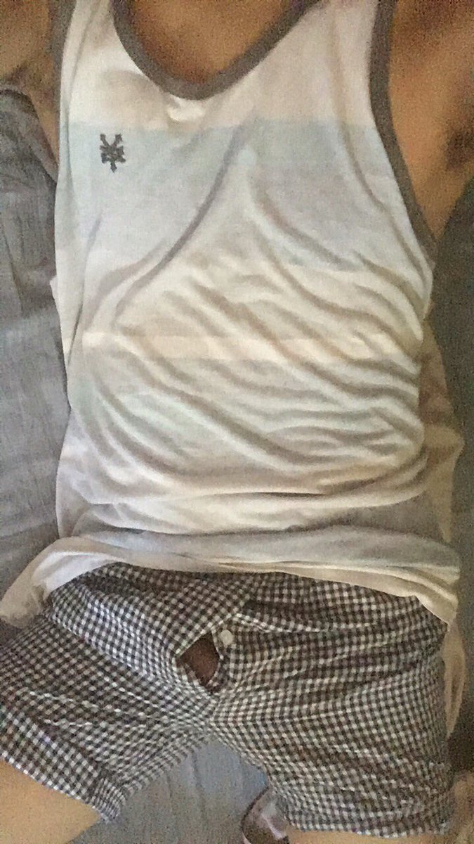 KuyzMoh's tweet photo. Kmzta nmn yung my gf gf na 17 yrs na ang gap 🤣🤣🤣 kasi kktpos ko lngm mg birthday

Haizzt layo n ng gap ah🤣 https://t.co/omAc37MUqy