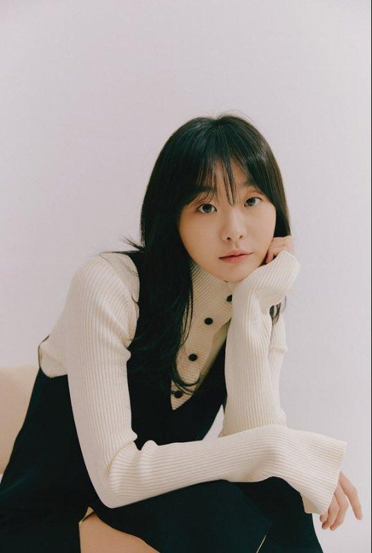kdmiese's tweet photo. kim dami is in discussion to comeback with director kim byungwoo's new film!!!! KIM DAMI'S NEW PROJECT!!!! https://t.co/Tgfw5keRmp