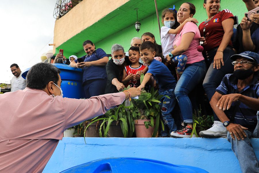 jaarreaza tweet picture