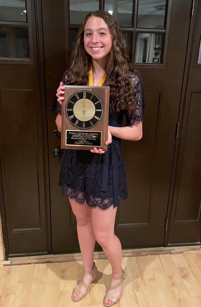 GirlsMCS's tweet photo. Congratulations Kelsey Meca being named Fulton County top Female Athlete of the Year!! Well deserved by an amazing athlete! https://t.co/ST4f3co228