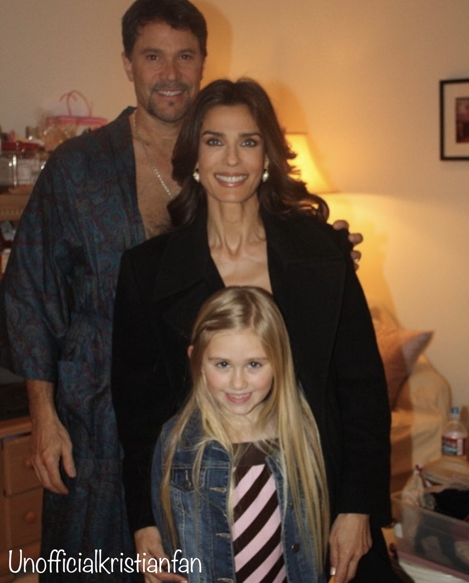 KristianClub's tweet photo. Happy #throwbackthursday Everyone!💫
✨As you start and end your day, be thankful for every little thing in your life. You will come to realize how blessed you truly are.”
#kristianalfonso #peterreckell #teambope #boandhope #days #beyondsalem #PeacockTV https://t.co/pulRLIT662
