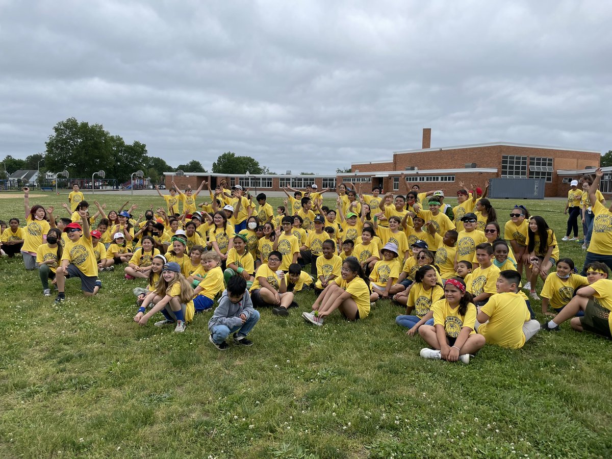 We had a BLAST at field day! Thank you to the amazing BG teachers and PTA for making it all happen! ☀️