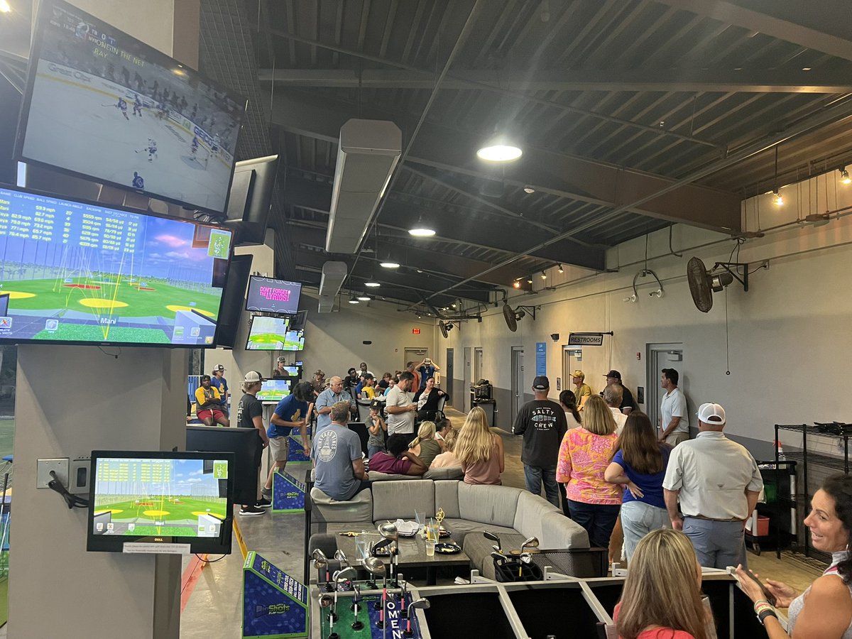 2022 Rams Baseball banquet at Big Shots. 
Coaches, Players and family gather to celebrate this year journey. Congrats to the seniors!
🔥Awards🔥
Cornerstone Player - Jake Rychter
Pitcher of the year - Cooper Grimes
Offensive Player of the year - Armani Newton 
Team MVP - AJ Wydra