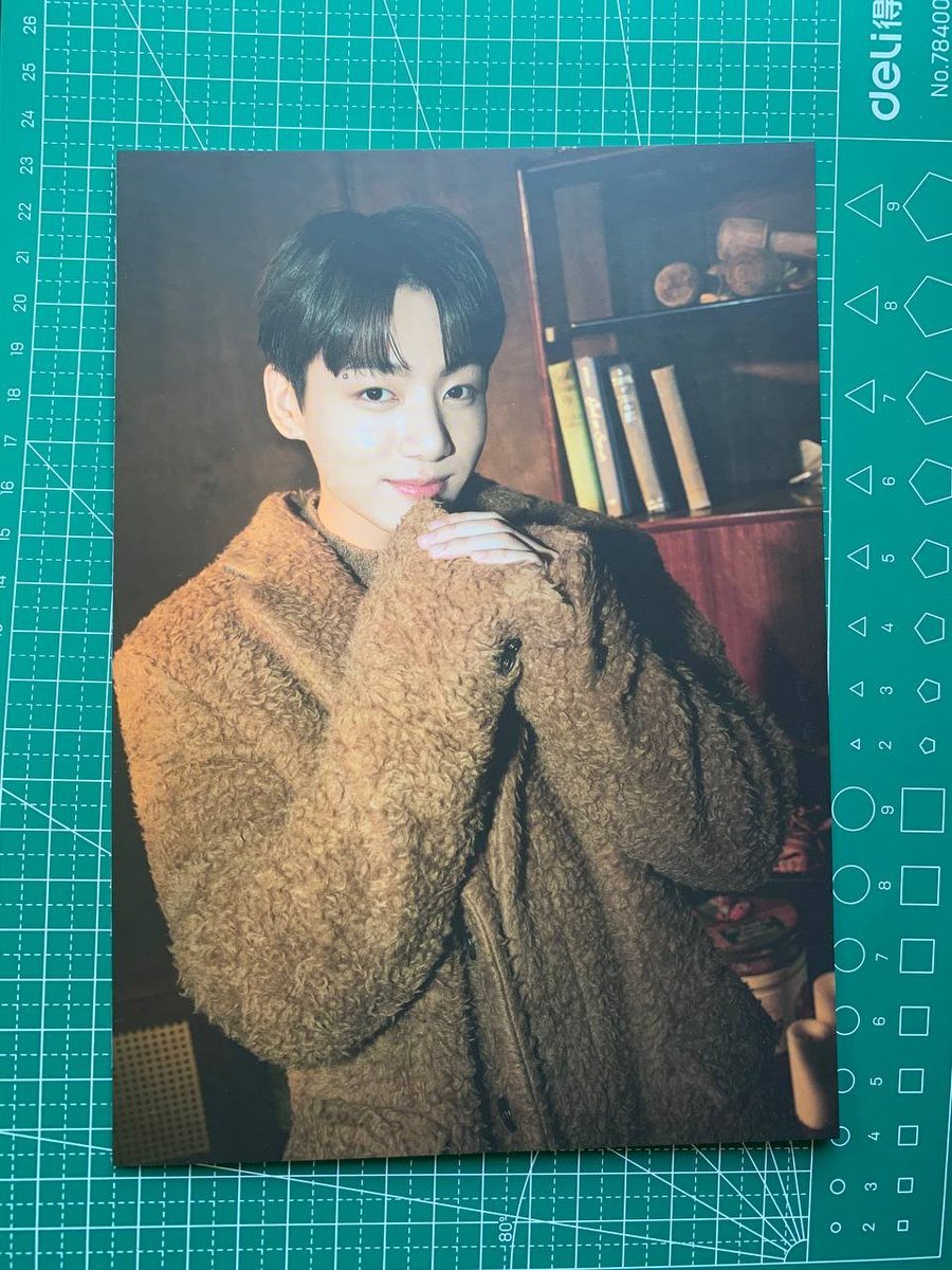 ggeukiescart's tweet photo. 「 #ggeukie_sells 」wts lfb ph

🛒 bts little wishes photobook tingi
🖇 150 per member, 280 nalang if dalawa kukunin + 20 pf

to claim: mine + which member 

☁︎ onhand
☁︎ payo, 3 days reservation

𖤘 bts namjoon rm seokjin jin yoongi suga jhope hobi jimin taehyung v jungkook https://t.co/Wg5t1DYrJm