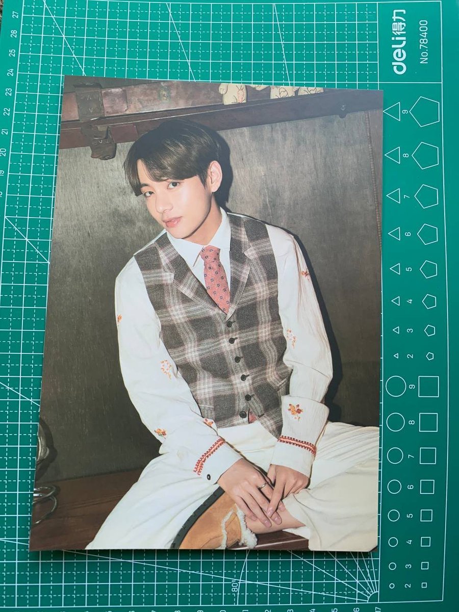 ggeukiescart's tweet photo. 「 #ggeukie_sells 」wts lfb ph

🛒 bts little wishes photobook tingi
🖇 150 per member, 280 nalang if dalawa kukunin + 20 pf

to claim: mine + which member 

☁︎ onhand
☁︎ payo, 3 days reservation

𖤘 bts namjoon rm seokjin jin yoongi suga jhope hobi jimin taehyung v jungkook https://t.co/Wg5t1DYrJm
