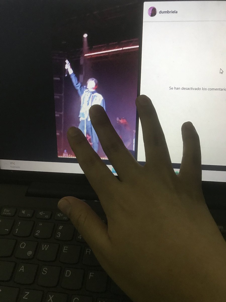 lub3lu's tweet photo. ojalá la próxima vez que vuelvas a Perú te pueda ver en vivo y no a través de una pantalla💔 @Louis_Tomlinson #LouisTomlinsonenLima https://t.co/6hh0lqOvud