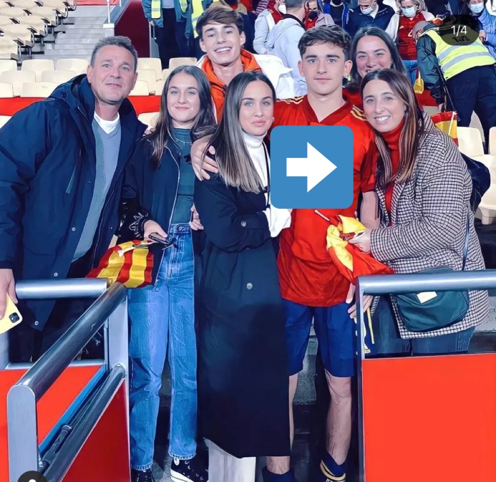 lagazzettagala's tweet photo. Ben buna boşuna orrrospu çocuğu pigue demedim.
#Galatasaray, maçından sonra #pigue'ye o kadar çok küfür ve beddua ettim ki Allah adamı işte böyle şaşırtır oç pigue.
#Shakira'yı #Gavi'nin annesiyle aldatmış.
Adamı işte böyle skerler pigue efendi. 😂😂 https://t.co/ojQhDsoHRh