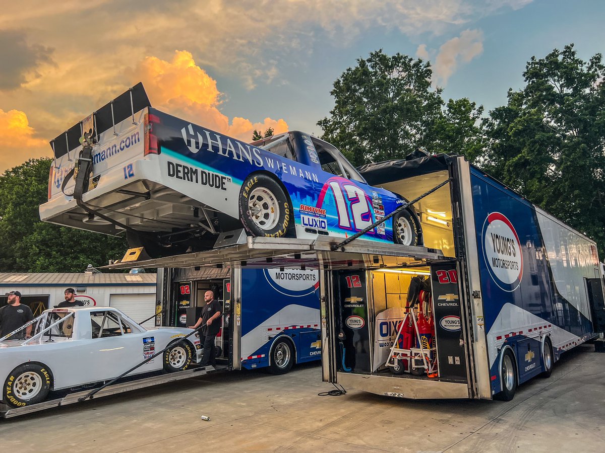 Put her in the box! East bound and down! 

#12 <a href="/hanswiemann/">Hans Wiemann</a> Chevy Silverado!