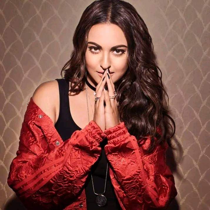 boxoofice's tweet photo. #happyBirthdaySonakshisinha #sonakshisinha https://t.co/RozpELWkzb