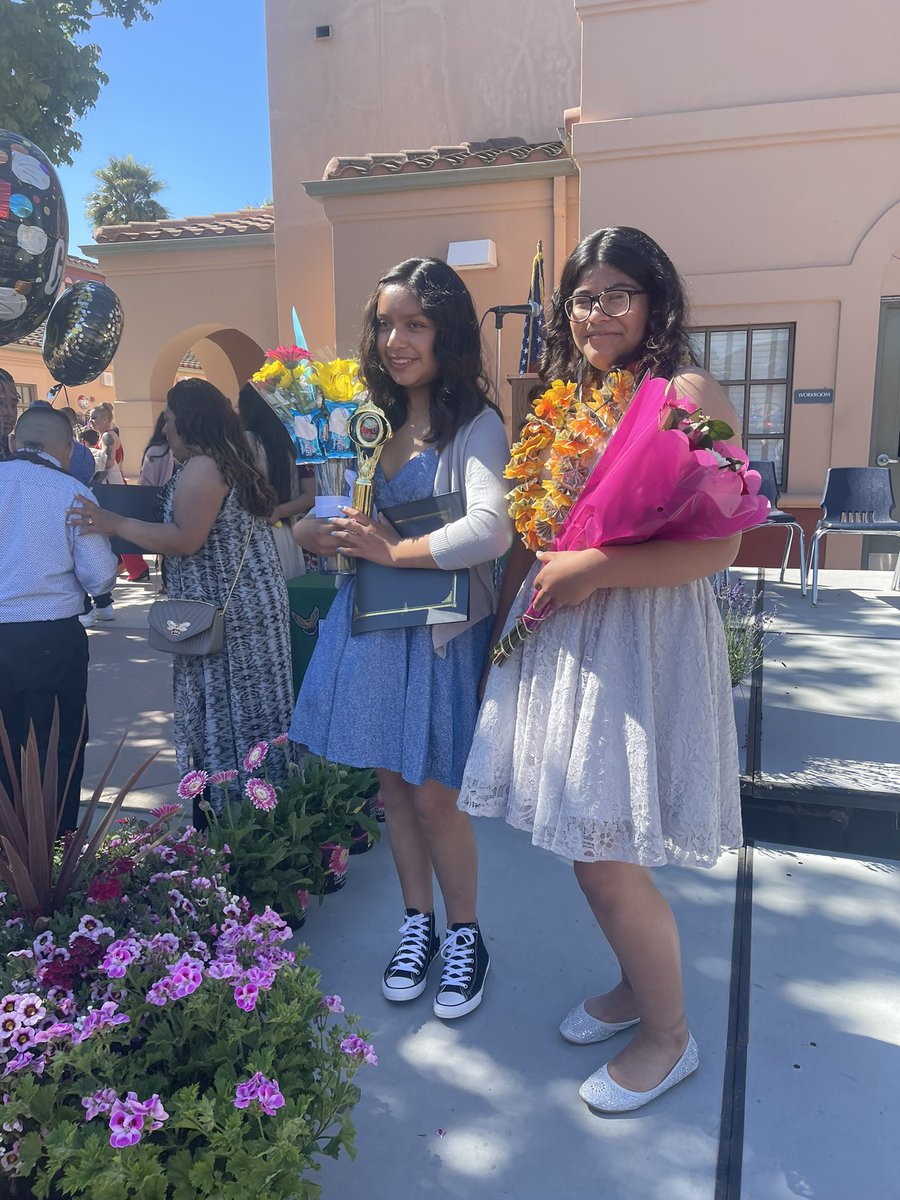 JesseElementary's tweet photo. JGS Sixth Grade Promotion! Our Sanchez Mighty Hawks are ready to partake their new journey! We will miss you! Felicidades a nuestra Clase del 2022! Los extrañaremos! Class of 2022! #mightyhawks #sanchezrocks https://t.co/Owh3ixuZ9H