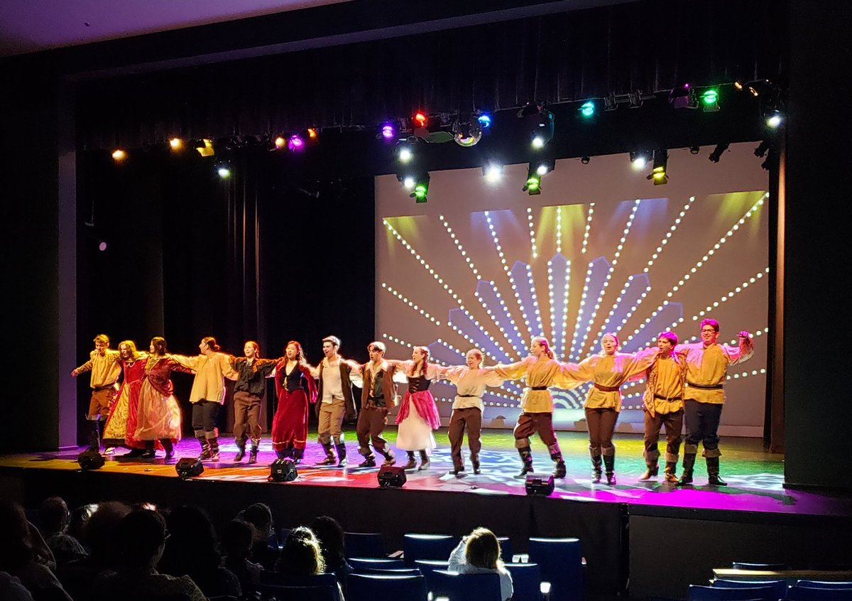 Westmount Collegiate Institute tweet media