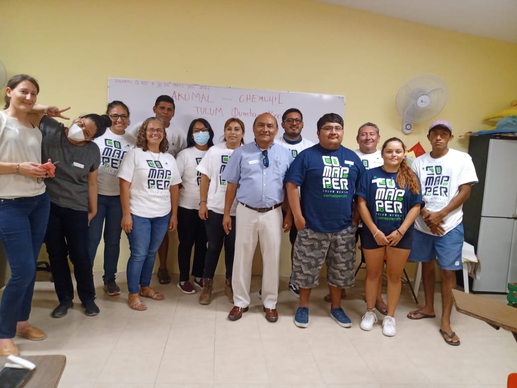 CoMapper's tweet photo. Hoy terminamos los talleres en las comunidades de #Tulum, agradecemos todo el apoyo brindado pro el @Ayto_Tulum, el equipo @hotosm, @esopenstreetmap y el soporte del @GFDRR #CENAPRED @SEDATU_mx @GobQuintanaRoo @mapeoabierto_la @mapeadora @Geoid_mx https://t.co/2MBkZEtieW