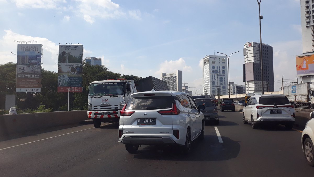 Seputar Bintaro tweet media