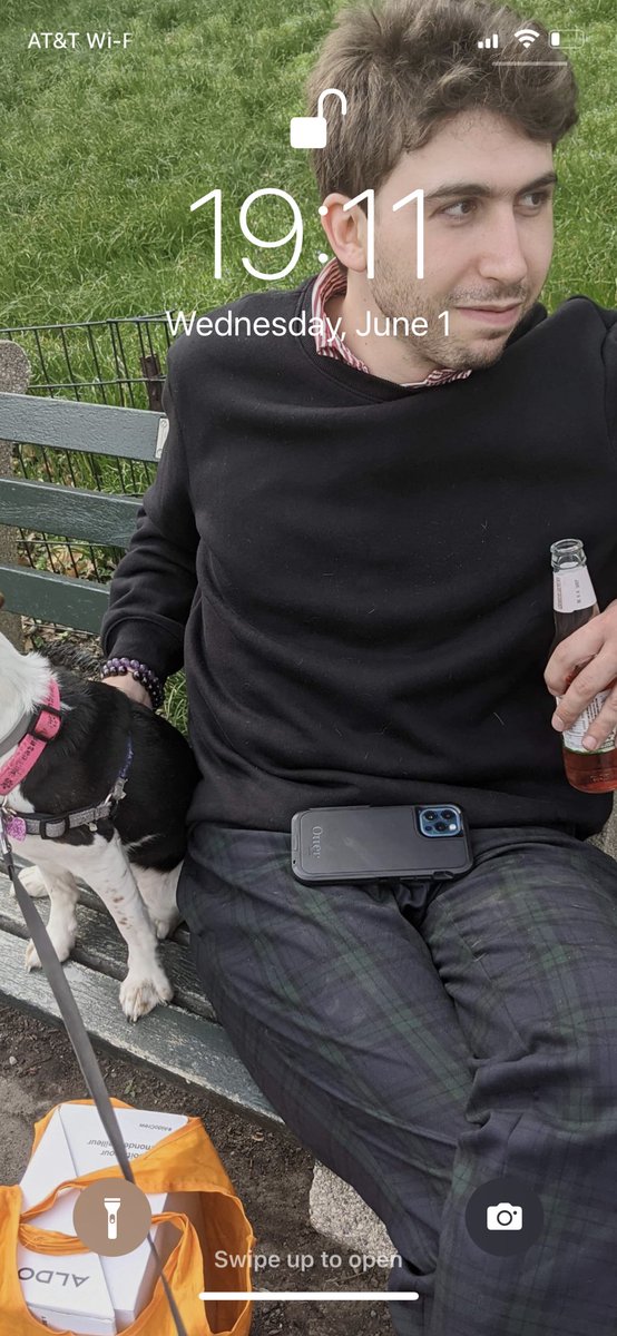 jfenny's tweet photo. My favorite #carbonform as my screensaver, proud he’s got his own apt, a great job and maintains exc mental health. Disclosure: loaner dog. Needs a gf, but not my biz. Justa mom. https://t.co/mcafv7cLn9