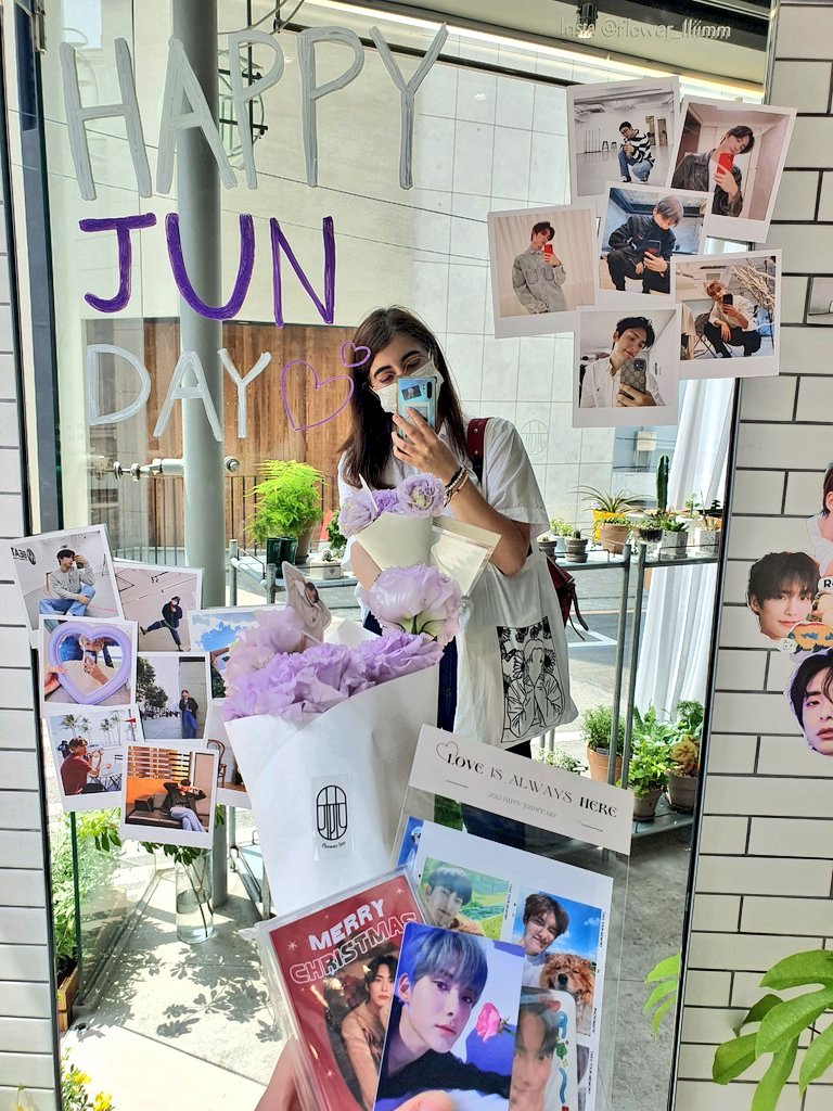 hiblue91's tweet photo. 우리 준이 생일축하해요~♥
오늘 예쁜 꽃과 테이프 잘 받았어요~
@UNBOUND602 감사합니다~
Thank you so much for this pretty event. I will cherish the flower and the freebies ☺️ 

#HAPPY_JUN_DAY
#사랑은_언제나_준희에게
#여름이었다_준희의생일
#ACE #에이스 
#CHOICE #초이스 https://t.co/wJX6uWhx3j