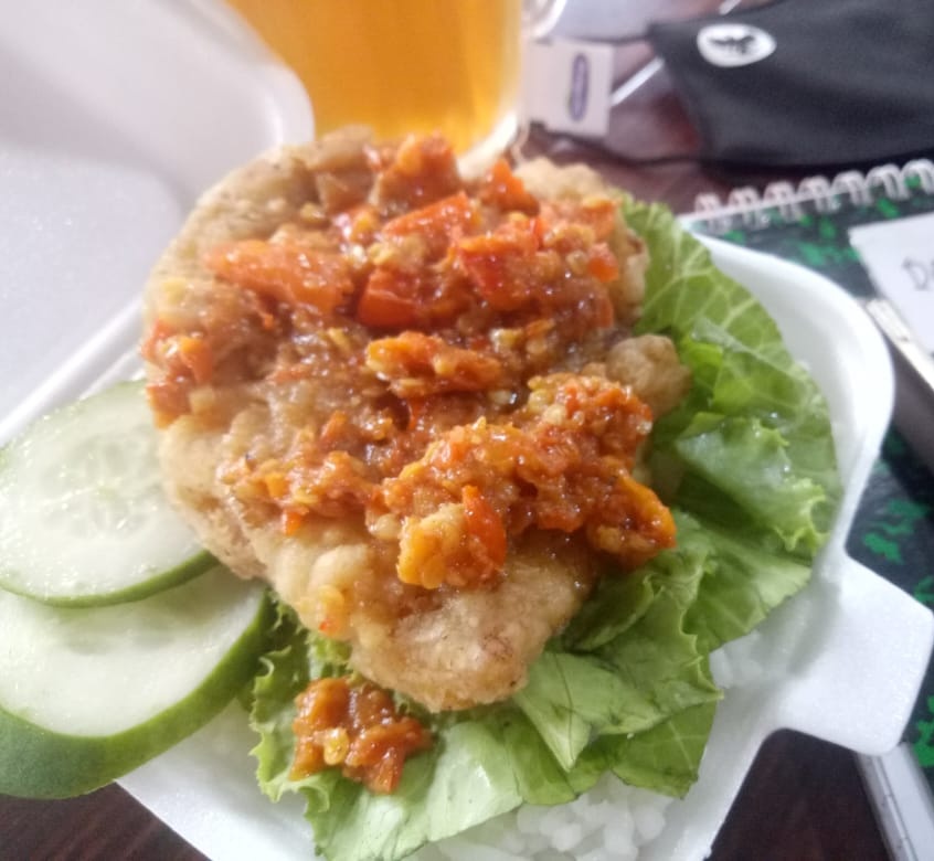 KRafassya's tweet photo. Bismillah
Inshallah bsk ada #SedekahJumat ya tmn2
Utk panti,msjd dan driver online.Inshallah amanah
Blh psn lgsg dilokasi
Nasi Ayam 15k
Nasi Lemak/telur gepuk 13k
@eg_nrs @Mbezz_Syalala @Ritafauzh @Kita_AMLTF @WagimanDeep212_ @bonngbudi @Oleng_YNWA @MercyZheng 
Selamat Hari Kamis https://t.co/WAUHqeD757
