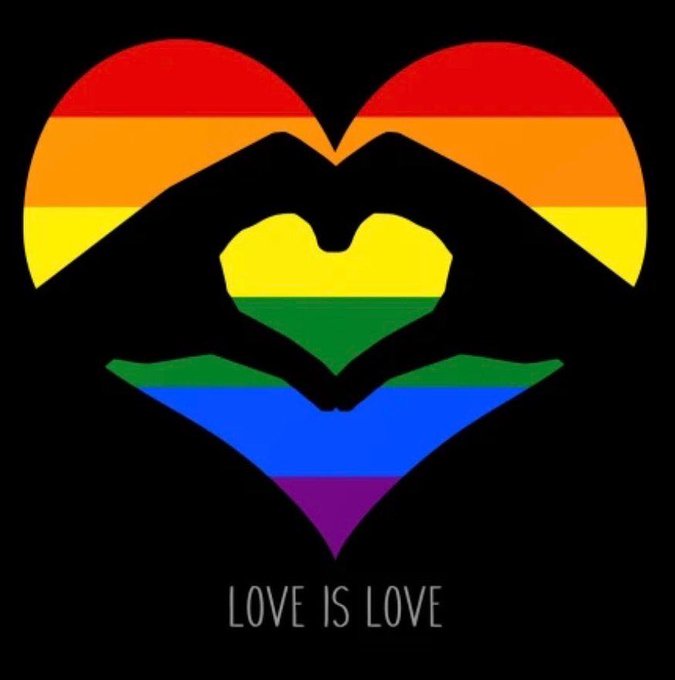 #PrideMonth #loveislove ❤️ https://t.co/tPuhvnzOFE