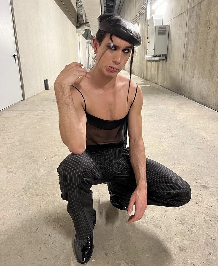 COSMICDAMIANO's tweet image. i have so many things to say and not enough words to say them