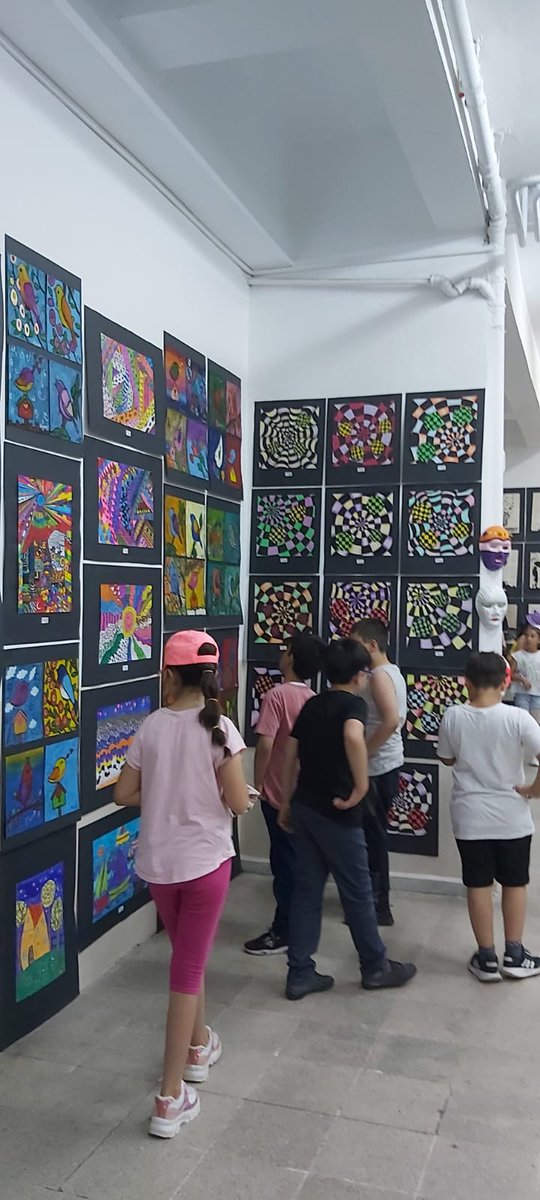 4. Sınıf öğrencilerimiz İl Genel Meclisi Ortaokulu'nun düzenlediği Tübitak 4006 Bilim Fuarı ve Resim Sergisini ziyaret ettiler.
<a href="/cankayagov/">Çankaya Kaymakamlığı</a> <a href="/cankayabelediye/">Çankaya Belediyesi</a> <a href="/MemAnkara/">Ankara İl Millî Eğitim Müdürlüğü</a> <a href="/cankayailcemem/">Çankaya İlçe Millî Eğitim Müdürlüğü</a>