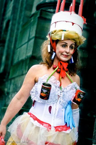 MagzaKloon's tweet image. Post (2) of (3)

Stand Up Clowning Working Exeter Phoenix on Sat 25 June - it's ALL about YOU! Come along and see for yourself :)

What's On Devon What's On Southwest Magazine Est:1996 What's on Exeter whats on in Exmouth Devon #clowning #laughterisgood #comedy