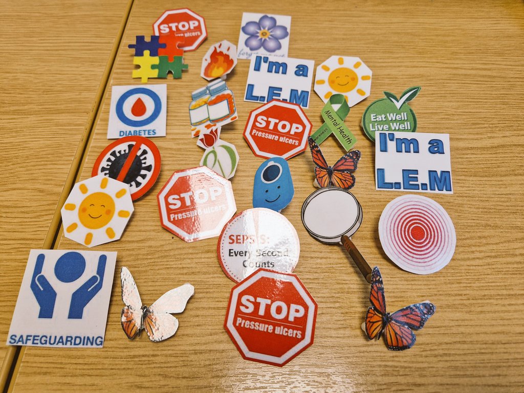 Ward12_lthtr's tweet photo. Link nurses are a key aspect to our ward to support and help keep everyone up to date with the latest information and training. Of course we needed more badges so you can easily identify us 📌 #linknurses #whoswho @AnneenCarlisle https://t.co/Y8BhYGeIjW
